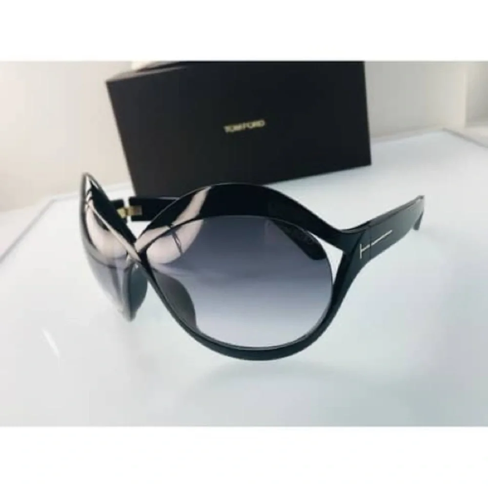 Tom Ford Carine-02 TF902 TF 902 01B Black Sunglasses 71-11-110 - Picture 6 of 11